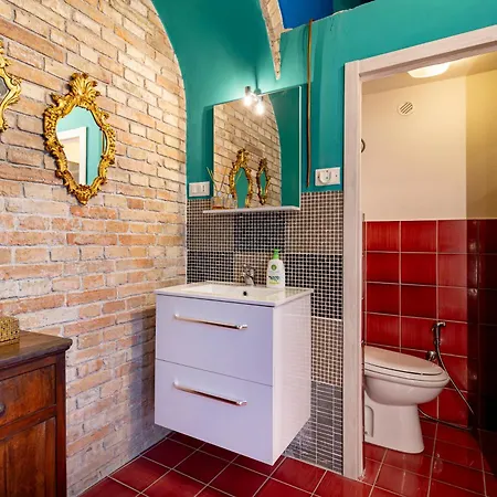 Residenza Via Felicchi 10 Appartamento *