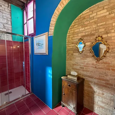 فندق مبيت وإفطار Shahrazad غوبيو