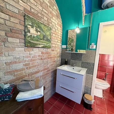 Residenza Via Felicchi 10 *